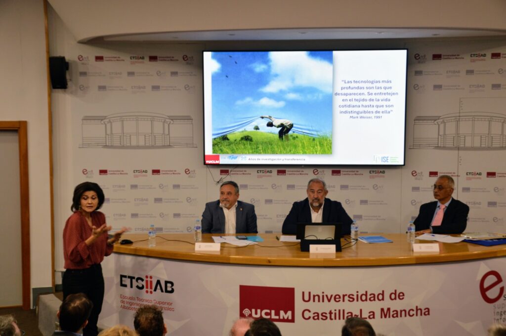 María Dolores Lozano Pérez (presentación grupo ISE)