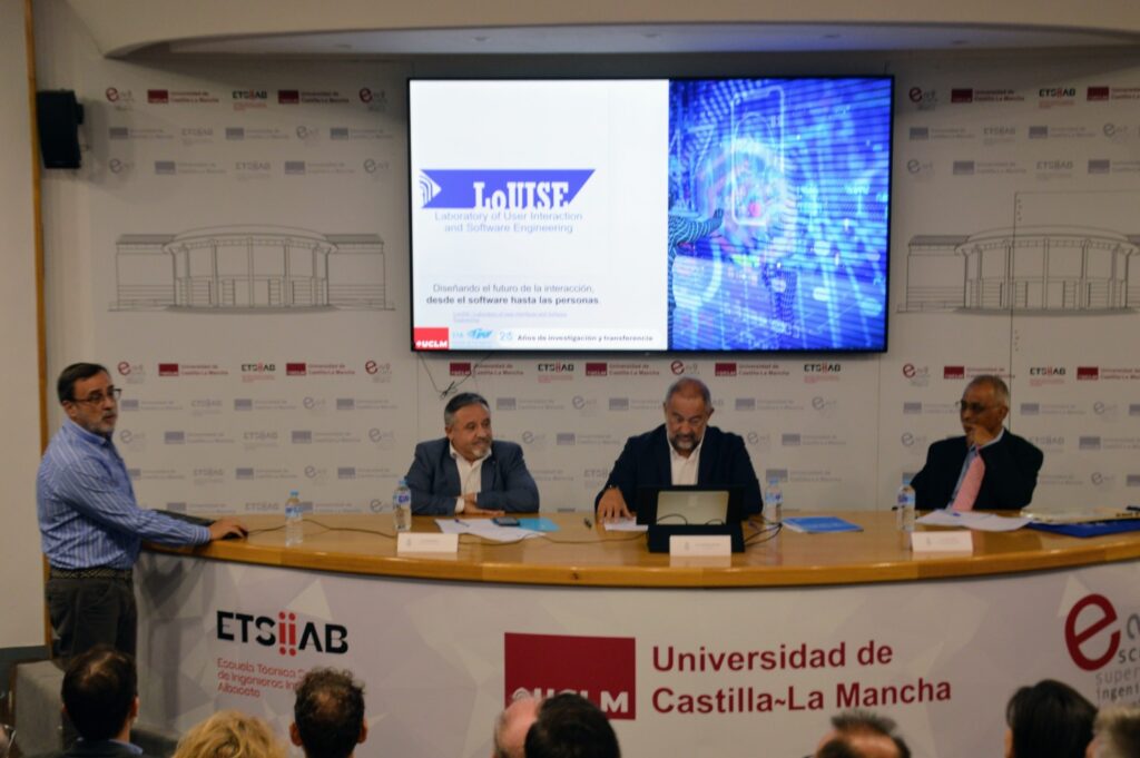 Pascual González López (presentación grupo LoUISE)