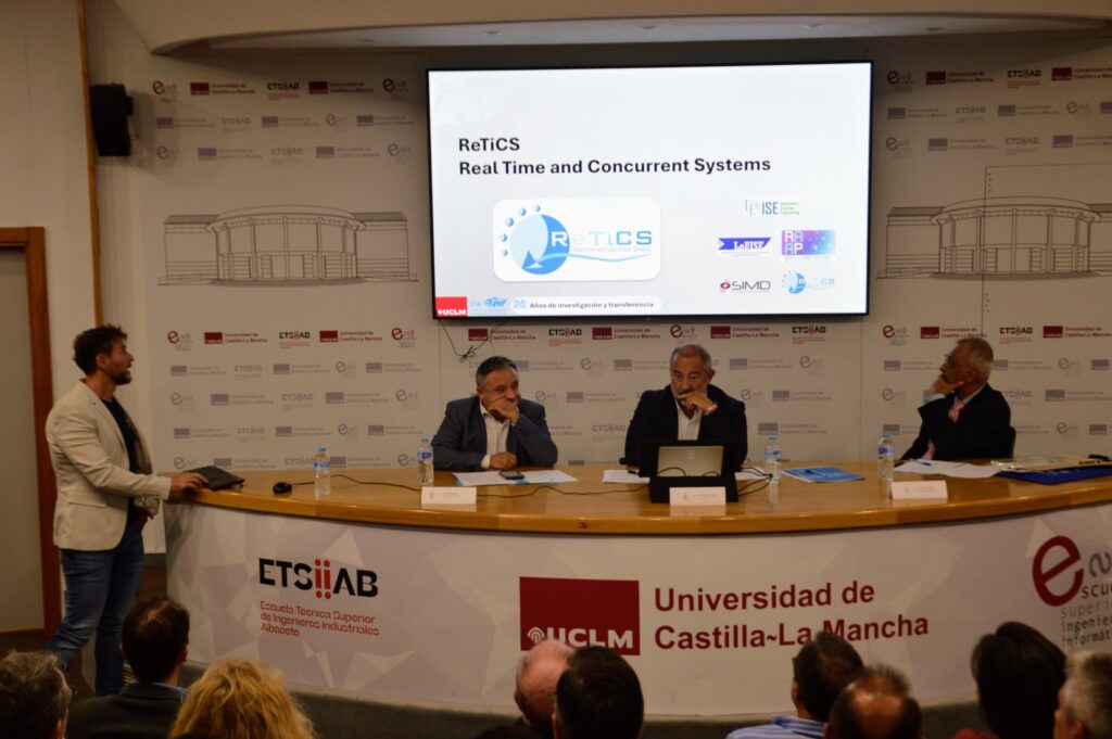 Gregorio Díaz Descalzo (presentación grupo ReTiCS)