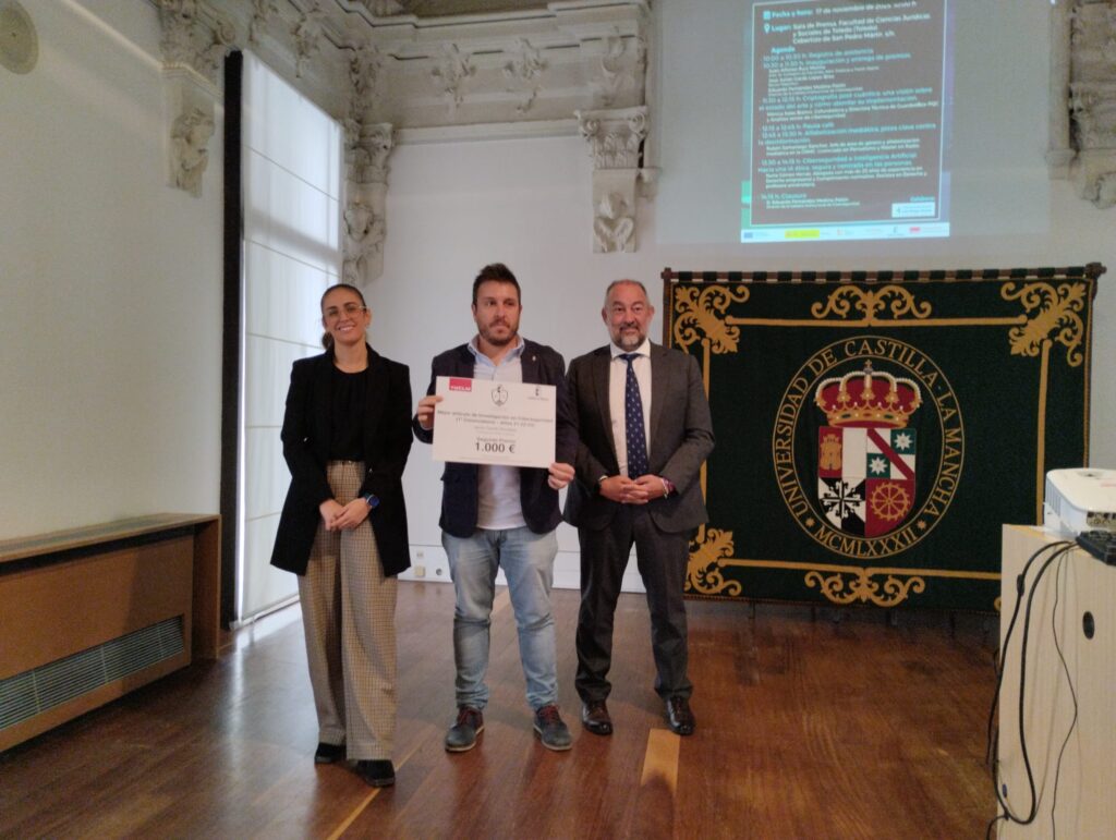 Premio Cátedra Ciberseguridad - Noviembre 2025